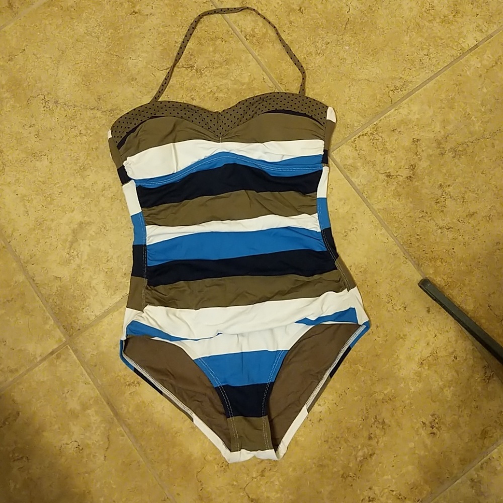 Tommy Bahama striped like new bathing suit